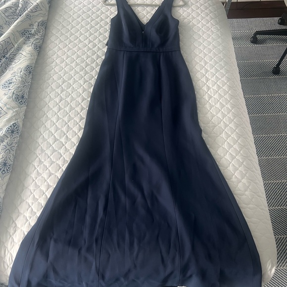 BCBGMaxAzria Dresses & Skirts - BCBGMaxAzria Navy Sleeveless V-Neck Maxi Dress
